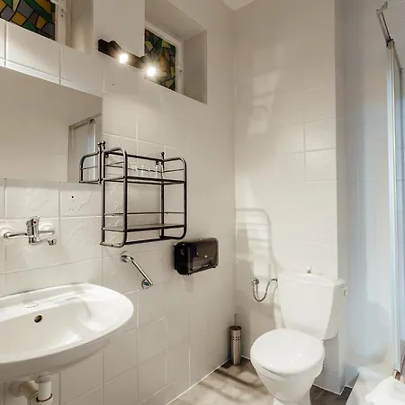 Topky Guest house *