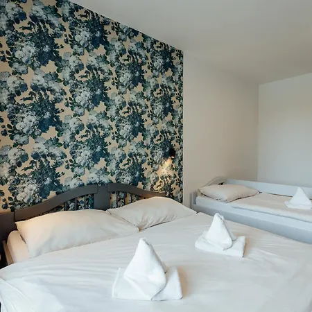 Topky Guest house *